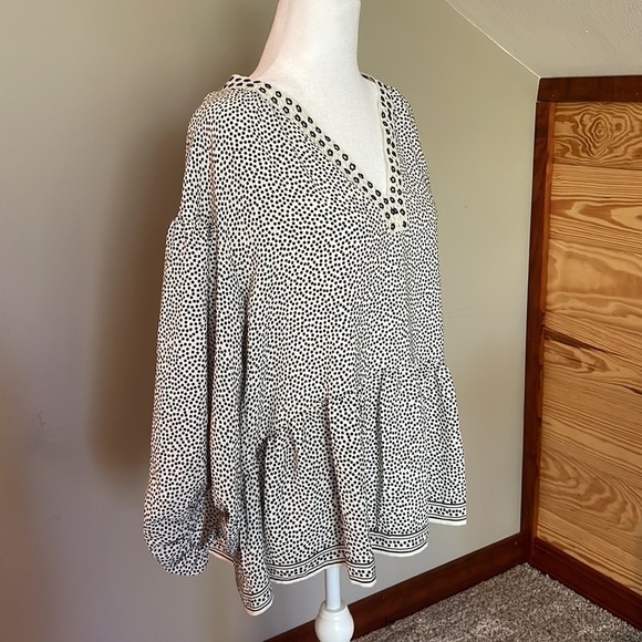 Max Studio Black White Crochet Polka Dot Ruffle Top Blouse - Picture 2 of 10